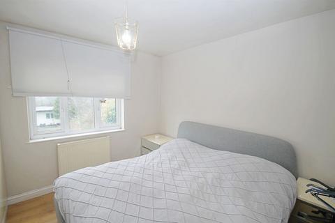 undefined, Long Drive, Greenford