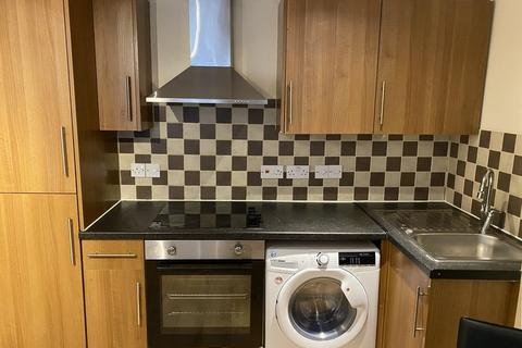 1 bedroom apartment to rent, Modern furnished 1 Bedroom flat in the heart of the city centre.