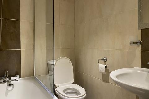 1 bedroom apartment to rent, Modern furnished 1 Bedroom flat in the heart of the city centre.