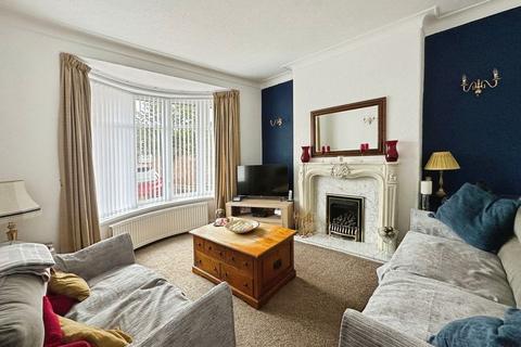 4 bedroom semi-detached house for sale, Manchester Road, Bury
