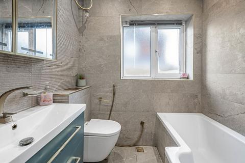 3 bedroom bungalow for sale, Shenley Road, Bletchley, Milton Keynes