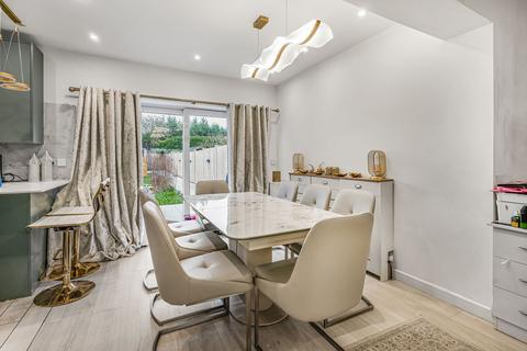 3 bedroom bungalow for sale, Shenley Road, Bletchley, Milton Keynes