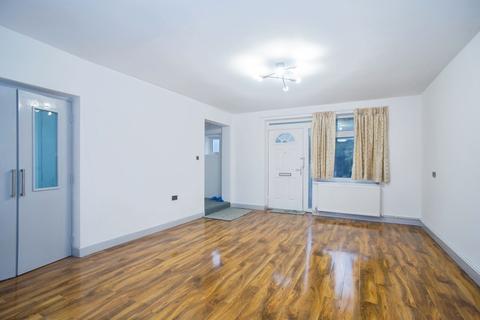 3 bedroom terraced house for sale, Nunfield Close, Manchester, M40
