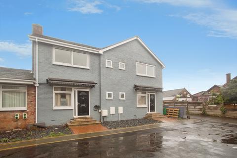 3 bedroom terraced house for sale, Nunfield Close, Manchester, M40