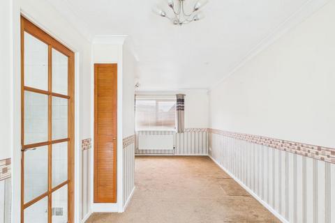 2 bedroom bungalow for sale, Mount Ambrose, Redruth, Well presented detached bungalow
