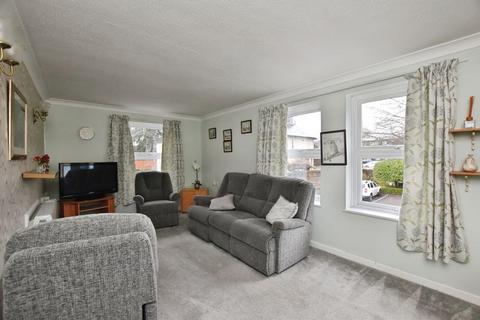 undefined, Wilton Road, Salisbury      *NO ONWARD CHAIN*