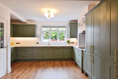5 bedroom detached house for sale, Castle Road, Salisbury                       *VIDEO TOUR*