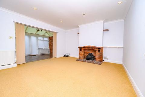 3 bedroom end of terrace house for sale, The Crescent, Abbots Langley