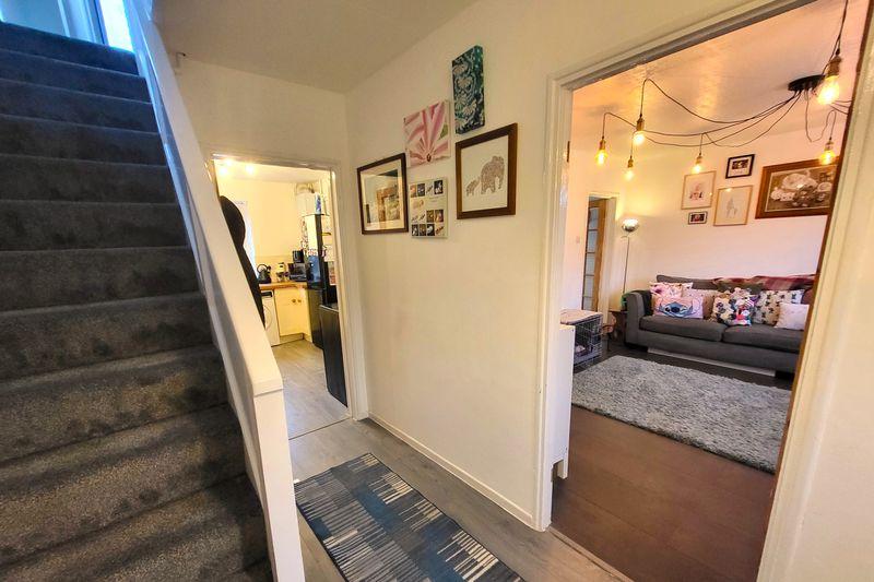 Entrance Hall (2)