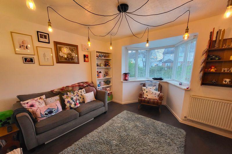 Living Room (2)