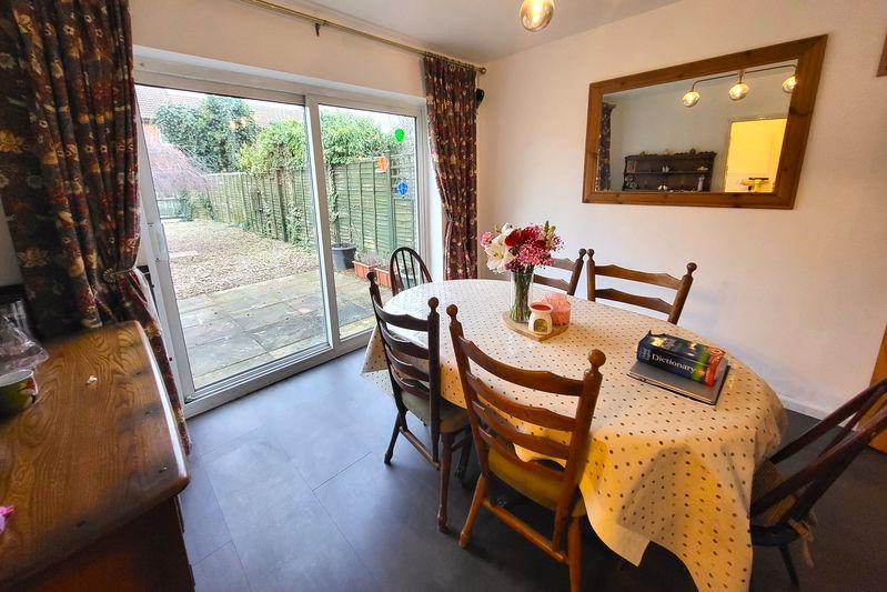 Dining Room (2)