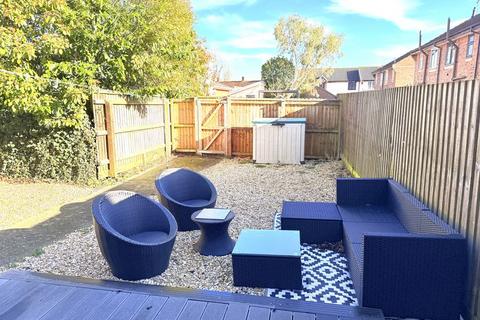 2 bedroom end of terrace house for sale, Courts Barton, Frome