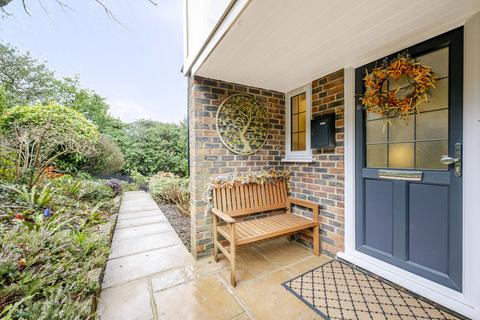 5 bedroom detached house for sale, Aviemore Road, Crowborough