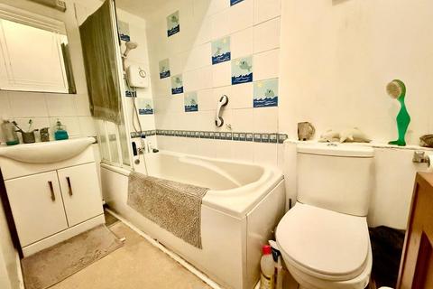 1 bedroom apartment for sale, Hawkwood Road, Bournemouth