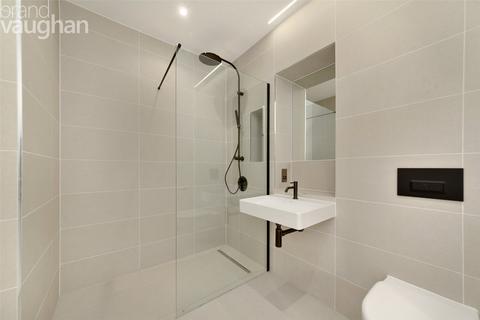 2 bedroom flat to rent, Gloucester Place, East Sussex BN1