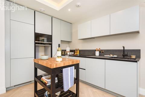 2 bedroom flat to rent, Gloucester Place, Brighton BN1