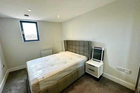 2 bedroom flat to rent, Crown Point Road, Hunslet, Leeds, West Yorkshire, LS10