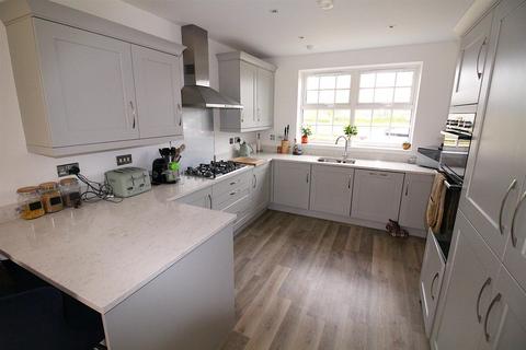 undefined, Ramfield Crescent, Collingtree Park, Northampton NN4