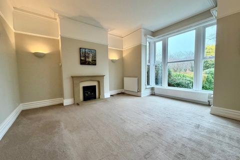 undefined, The Avenue, Roundhay, Leeds, West Yorkshire, UK, LS8
