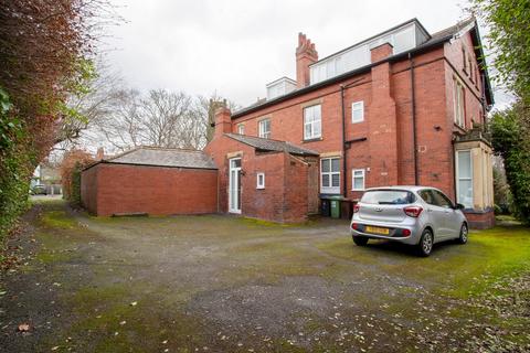 undefined, The Avenue, Roundhay, Leeds, West Yorkshire, UK, LS8