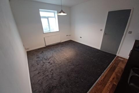 2 bedroom flat to rent, Sussex Street, Leeds, West Yorkshire, LS9