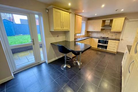 undefined, Charndon Close, Luton, Bedfordshire, LU3 4DU