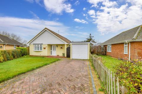 3 bedroom detached bungalow for sale, Yaverland Close, Sandown, Isle of Wight