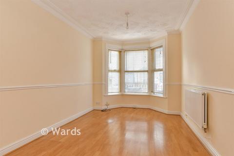 3 bedroom terraced house for sale, Granville Road, Gravesend DA11
