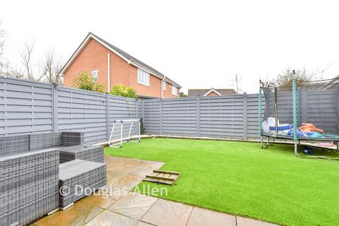 undefined, Burrows Chase, Waltham Abbey EN9