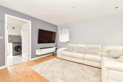 undefined, Burrows Chase, Waltham Abbey EN9