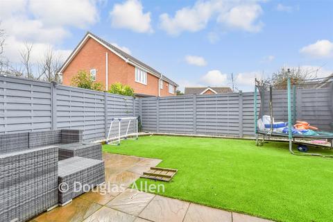 undefined, Burrows Chase, Waltham Abbey EN9