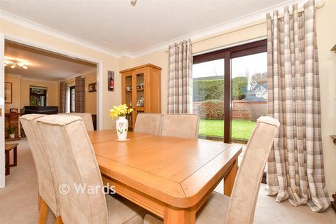 4 bedroom detached house for sale, Chaffinch Way, Paddock Wood, Tonbridge, Kent