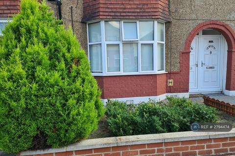 1 bedroom flat to rent, St. Anselms Road, Hayes, UB3