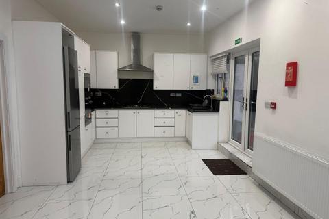 12 bedroom detached house to rent, Blackhorse Road, Walthamstow, London, E17 7BE