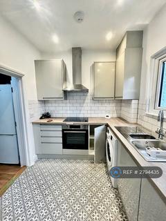 3 bedroom terraced house to rent, Blandford Road, Beckenham, BR3