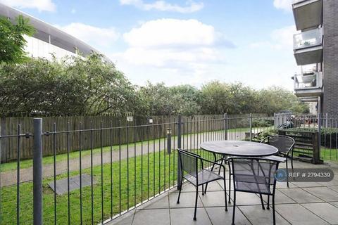 2 bedroom flat to rent, Drayton Park, Highbury, London, N5