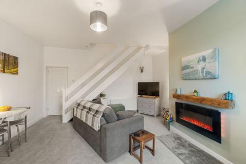 1 bedroom terraced house for sale, Thornhill Road,  Brighouse HD6