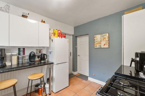 1 bedroom terraced house for sale, Thornhill Road,  Brighouse HD6