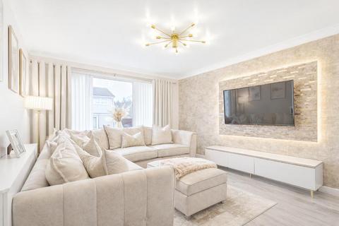 3 bedroom terraced house for sale, Glenelg Path, Glenboig, ML5 2SG