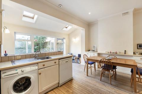 4 bedroom terraced house for sale, Broomhouse Road, London
