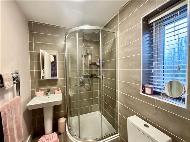Bedroom 2 En-Suite