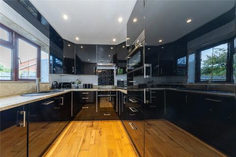 undefined, Norwood Lane, Newport Pagnell, Buckinghamshire, MK16