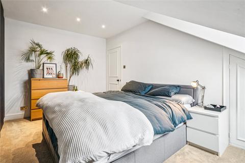 1 bedroom apartment for sale, Huron Road, SW17