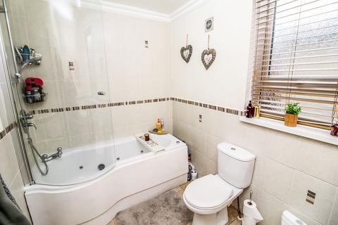 undefined, Manor View, Concord, Washington, NE37