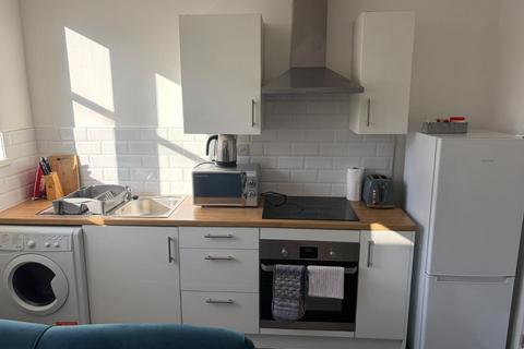 undefined, Flat 3, Thornhill Street, Wakefield