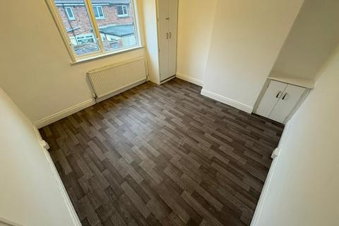 3 bedroom terraced house to rent, Meath Street, Middlesbrough, TS1
