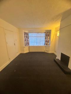 3 bedroom semi-detached house to rent, Edgware  HA8