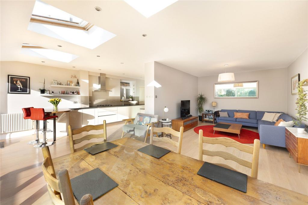 Kitchen/Living