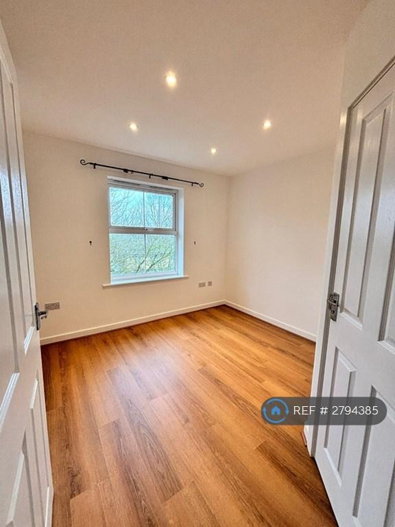 Main Bedroom.