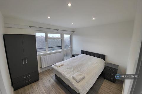 undefined, Crown Road, Sutton, SM1